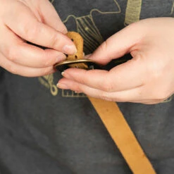 #134 Buckle -Leather Goods Sales Shop 00134 AB 3 4 4