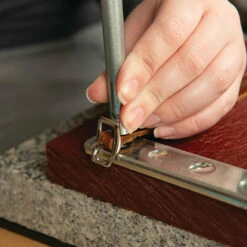 #145 Buckle -Leather Goods Sales Shop 00145 NP 3 8 5