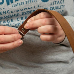 #4950 Non-Welded Loop -Leather Goods Sales Shop 04950 b