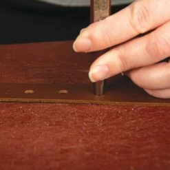 Master Tool Oval Leather Hole Punch 15 Master Tool Oval Leather Hole Punch -Leather Goods Sales Shop 091004S01 000828 9331copy