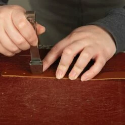 Master Tool Oblong Leather Punch -Leather Goods Sales Shop 091004SRU 0007256 9163copy