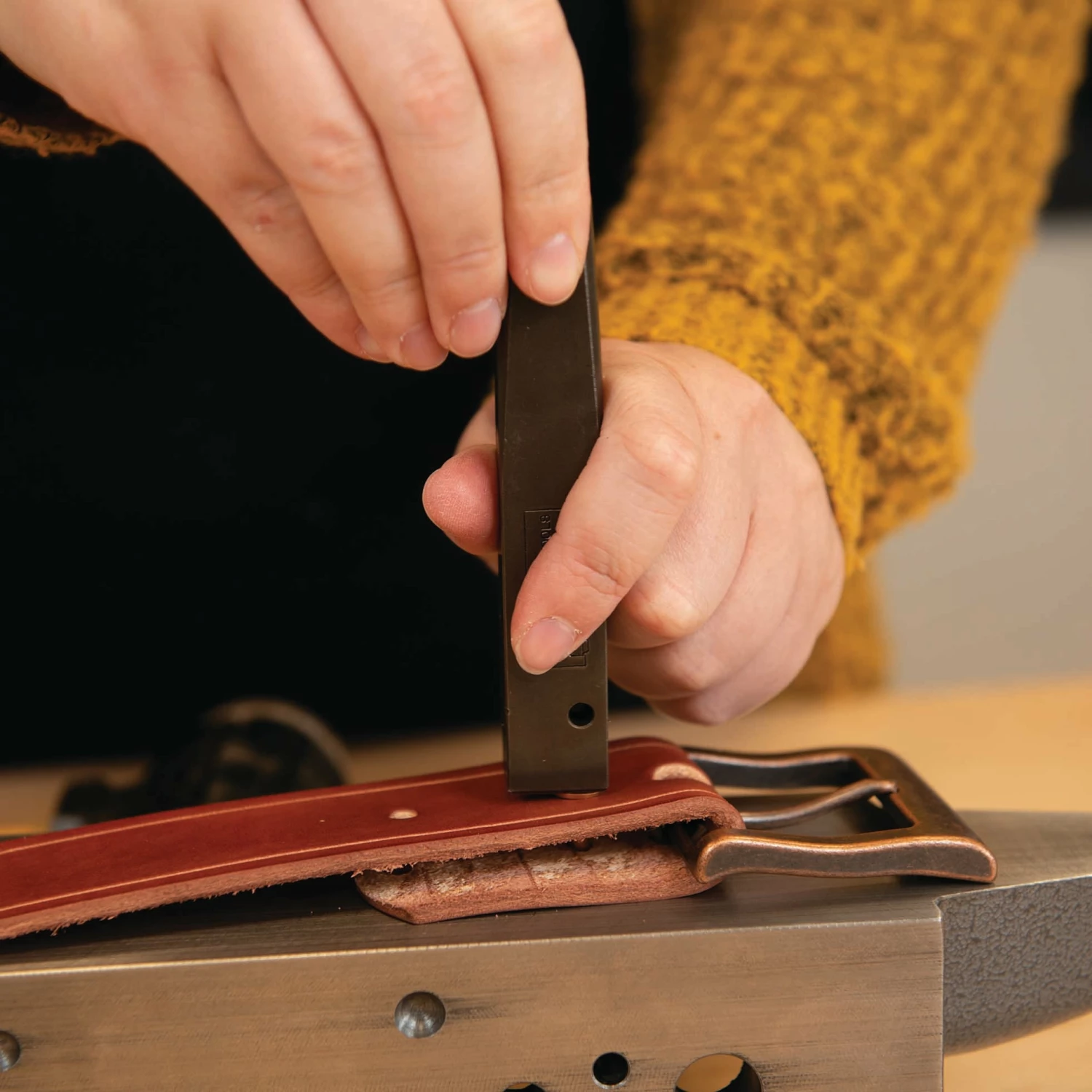 Heritage® Harnessmaker's Combination Anvil 2 Heritage® Harnessmaker's Combination Anvil - Image 2