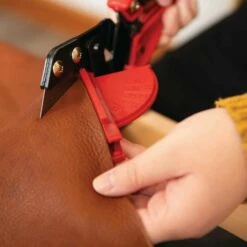 Universal Cutter -Leather Goods Sales Shop 13105357501 652858 6097copy
