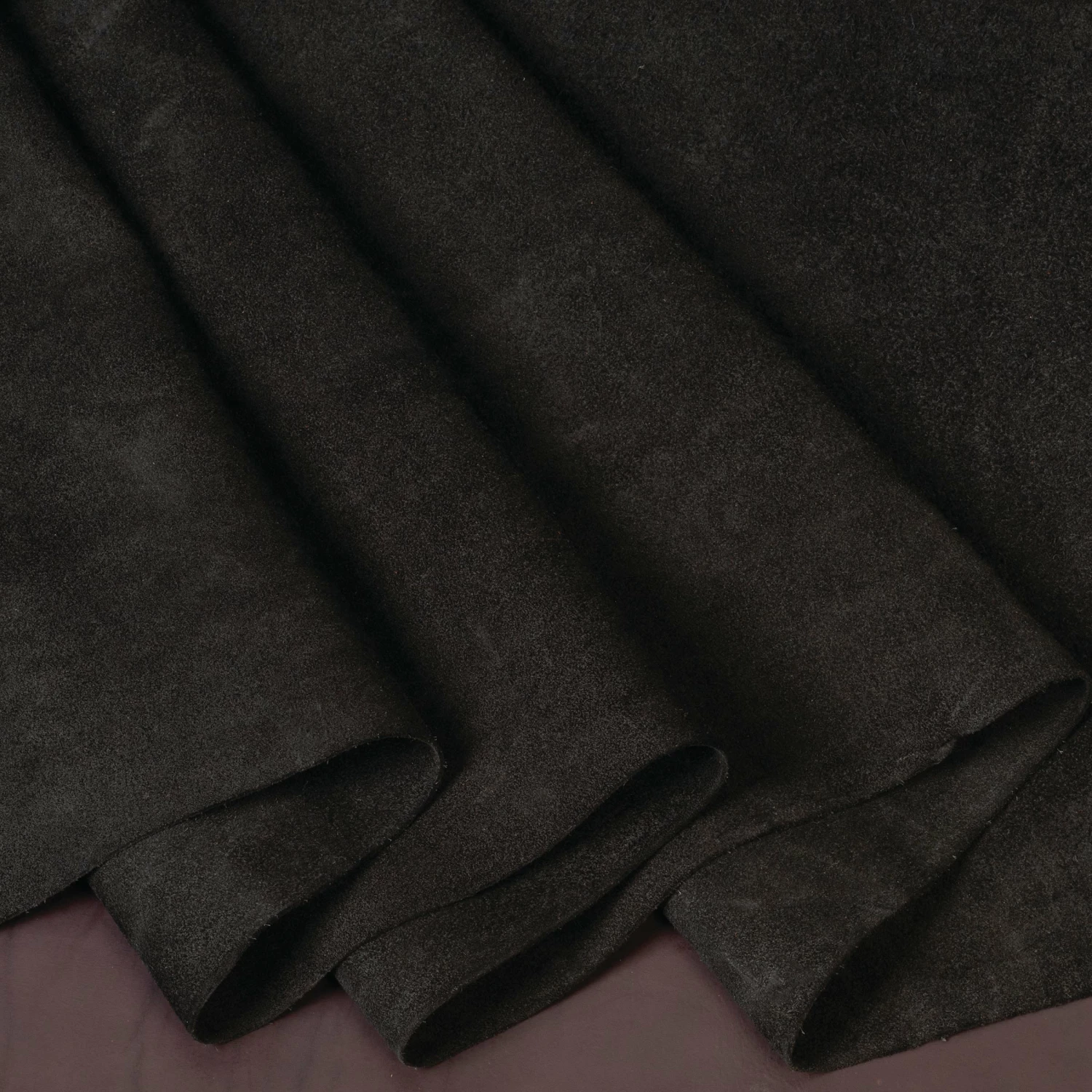 Hermann Oak® Heritage 1881 Suede Leather, 3 To 4 Oz. 2 Hermann Oak® Heritage 1881 Suede Leather, 3 To 4 Oz. - Image 2