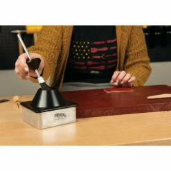 Glue Pot -Leather Goods Sales Shop 65 6070 5