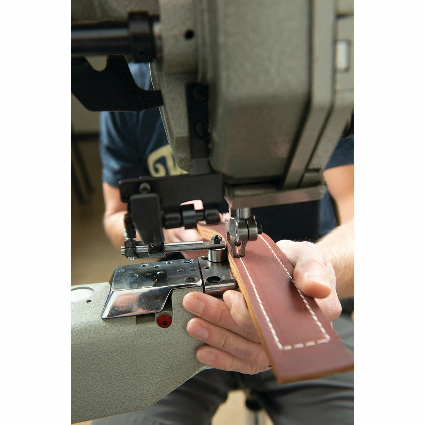 Weaver 205 Sewing Machine, Complete With Stand And Servo Motor 5 Weaver 205 Sewing Machine, Complete With Stand And Servo Motor - Image 5