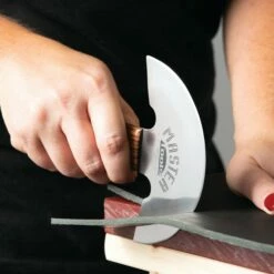 Master Tool Deluxe Round Knife, 4-7/8" -Leather Goods Sales Shop 652530 6104 1 copy