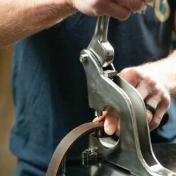 Rex Riveter 17 Rex Riveter -Leather Goods Sales Shop 653000 7522copy