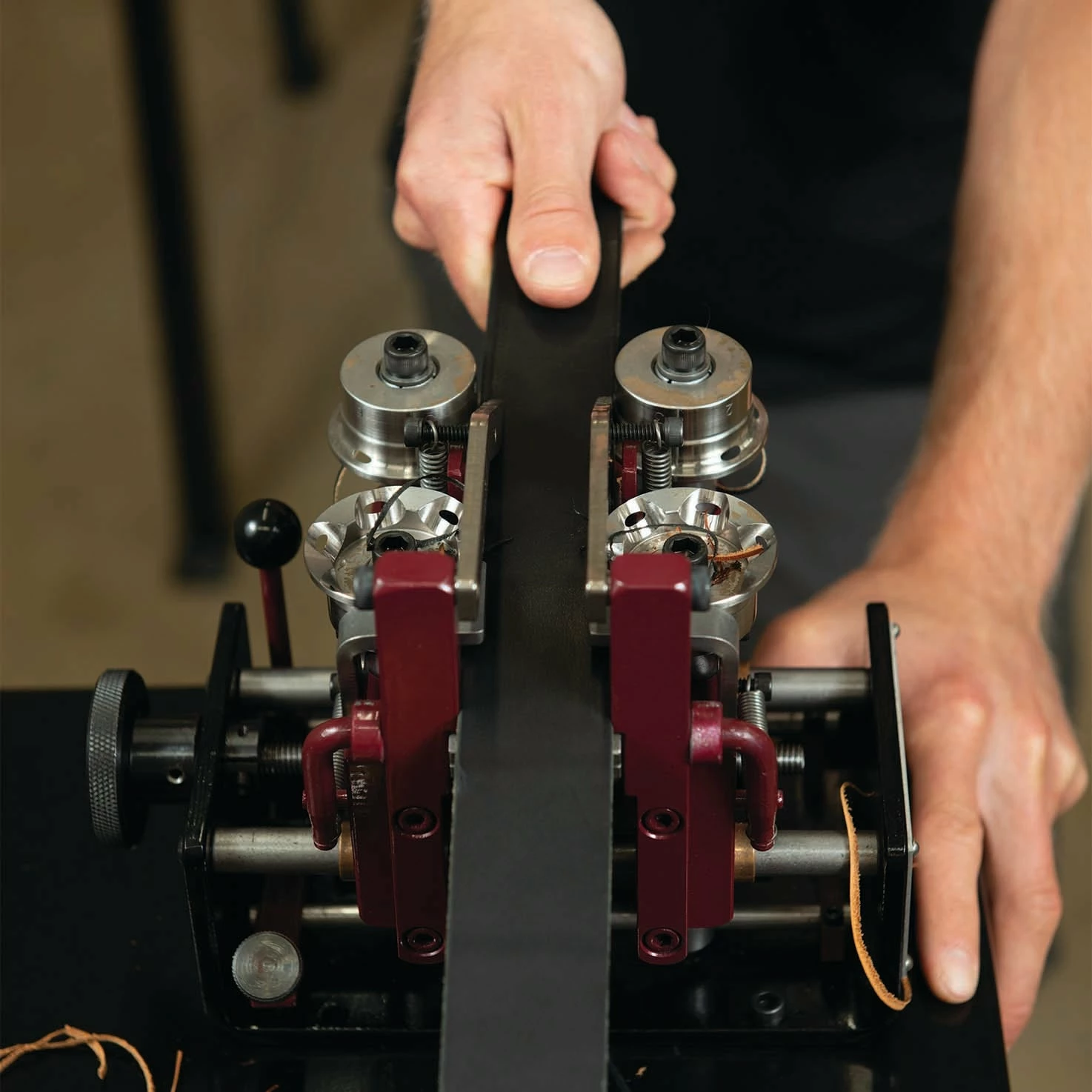 Master Tool Deluxe EZ Edge Strap Beveler 7 Master Tool Deluxe EZ Edge Strap Beveler - Image 7