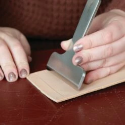 Card Slot Punch -Leather Goods Sales Shop 87mm.jpg2