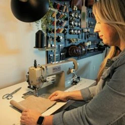 Weaver 303 Sewing Machine, Complete Stand & Servo Motor -Leather Goods Sales Shop D8Z9219copy