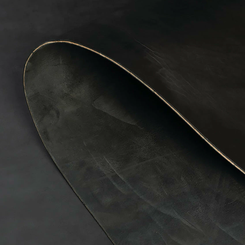 CHAHINLEATHER® English Bridle Leather, Belly 3 CHAHINLEATHER® English Bridle Leather, Belly - Image 3