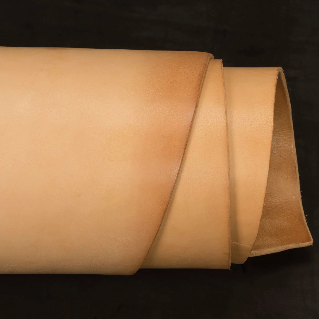 CHAHINLEATHER® Hot Stuffed Harness Leather, Sides 3 CHAHINLEATHER® Hot Stuffed Harness Leather, Sides - Image 3