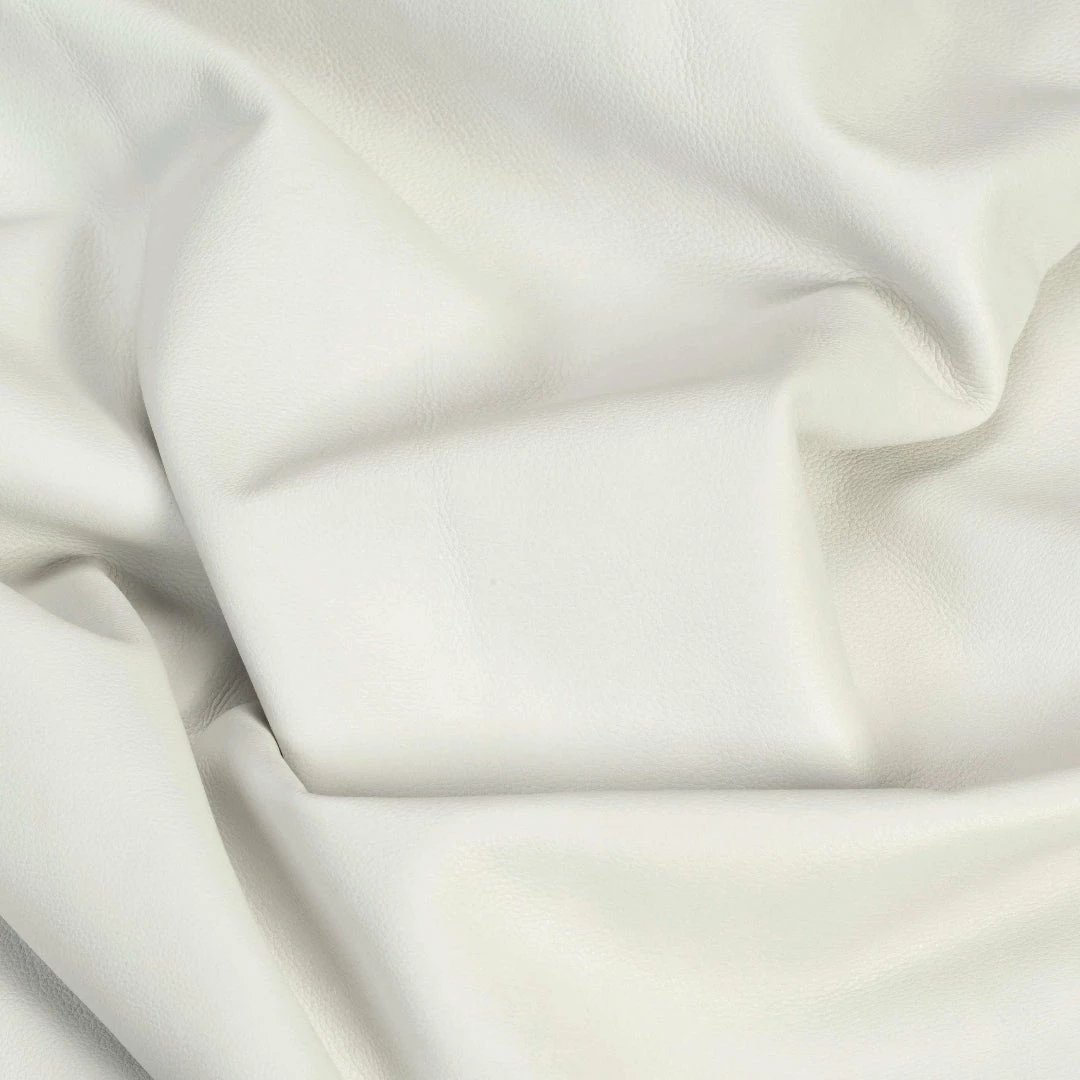 Deertan Cowhide, 2/3 Oz 2 Deertan Cowhide, 2/3 Oz - Image 2