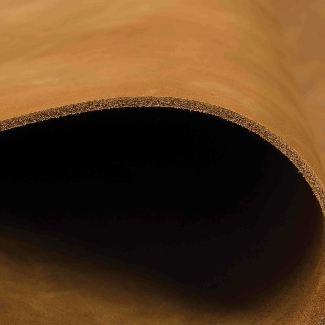 Pioneer Chrome Oil Tanned Top Grain Leather Side, 6-7 Oz 2 Pioneer Chrome Oil Tanned Top Grain Leather Side, 6-7 Oz - Image 2