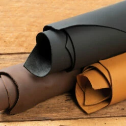 Pioneer Chrome Oil Tanned Top Grain Leather Side, 4-5 Oz