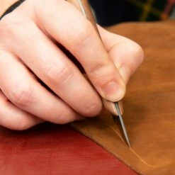 Leather Craft Knife By Fedeca -Leather Goods Sales Shop fedecaknifeinuse